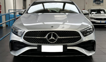 Mercedes-Benz A 200 d AMG Line Premium auto completo